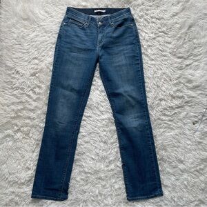 Levi’s 525 Perfect Waist Straight Jeans